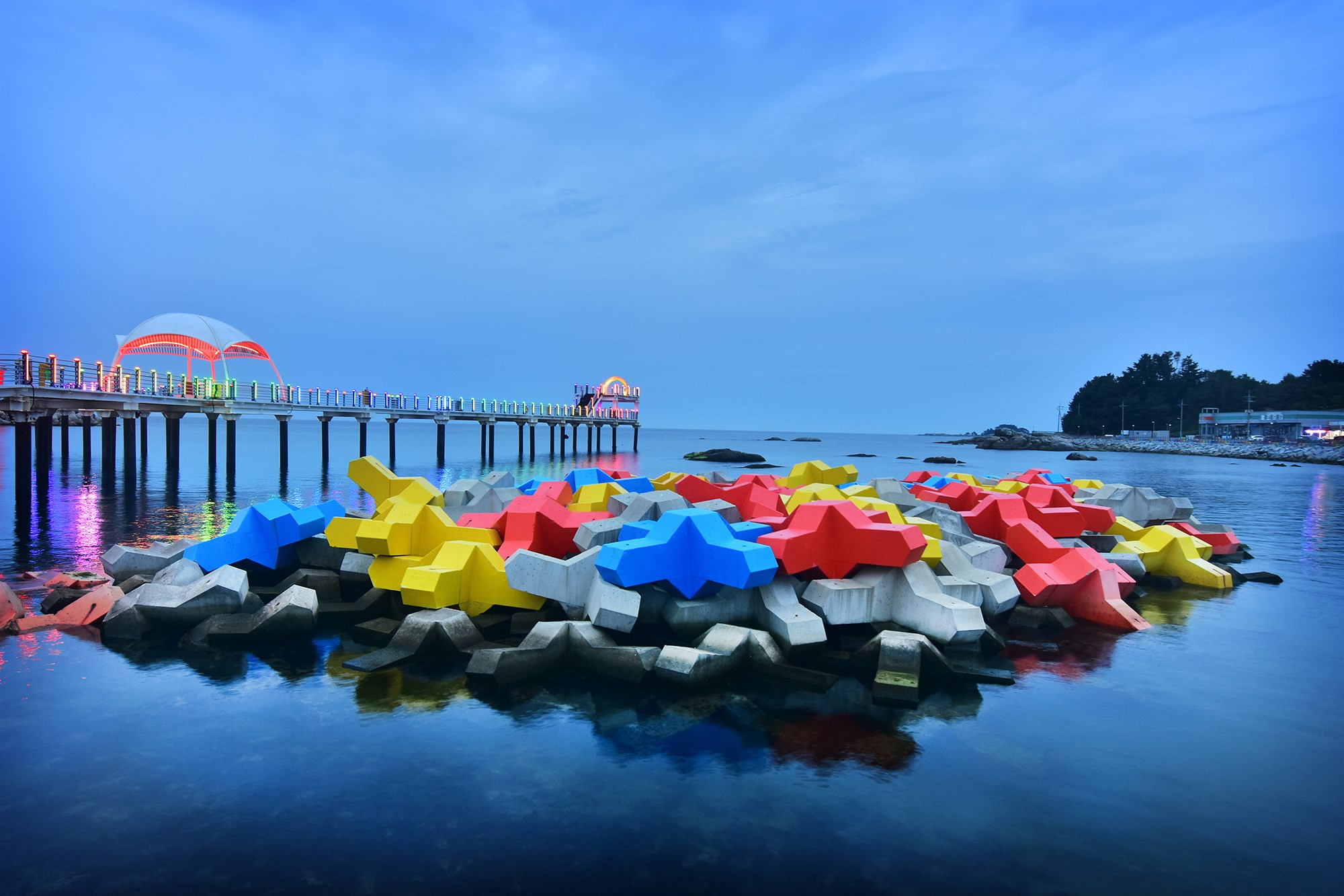 2024 콘크리트문화사진전 / 일반부 우수상 /  임광엽 / 작품명: 칼라풀 원더풀